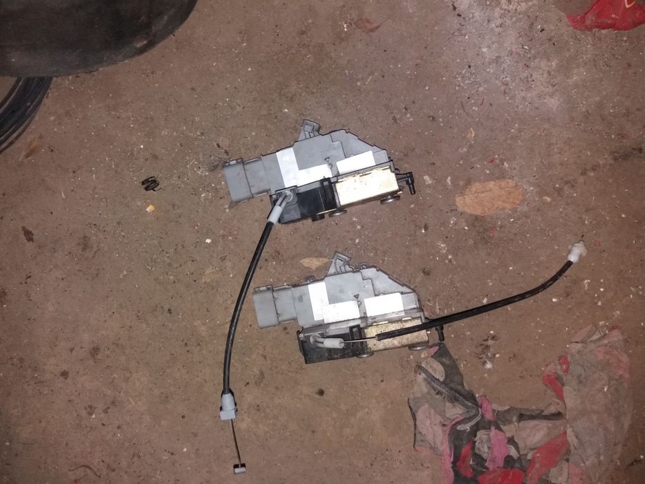 Usa,broasca,bandou,balama usa,geam,macara,motoras,oglinda Peugeot 407