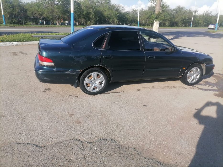 Продам тайоту авалон