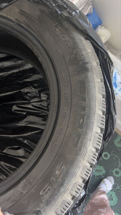 Продам б/у шины зимние, шипованные
