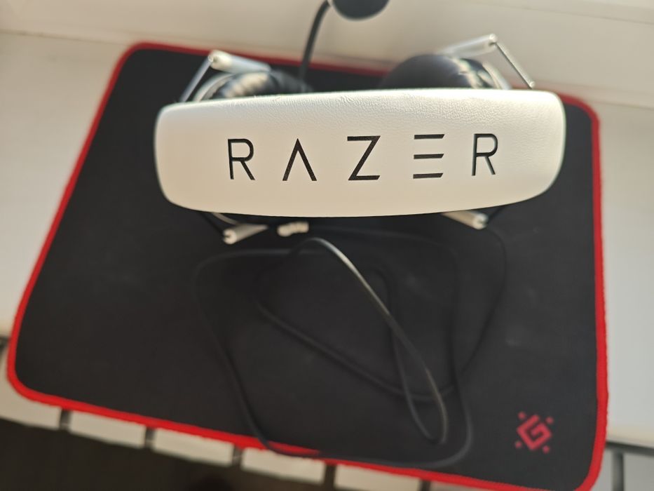 Наушники Razer Blackshark V2 X белый