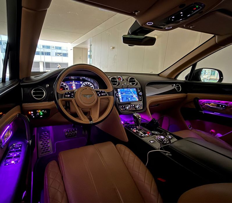 Bentley Bentayga V8