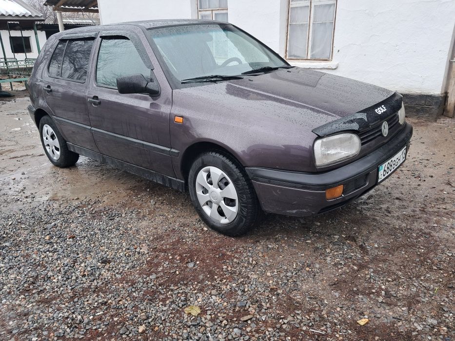 Гольф 3. 1.8 моно. Бағасы 900000тг.