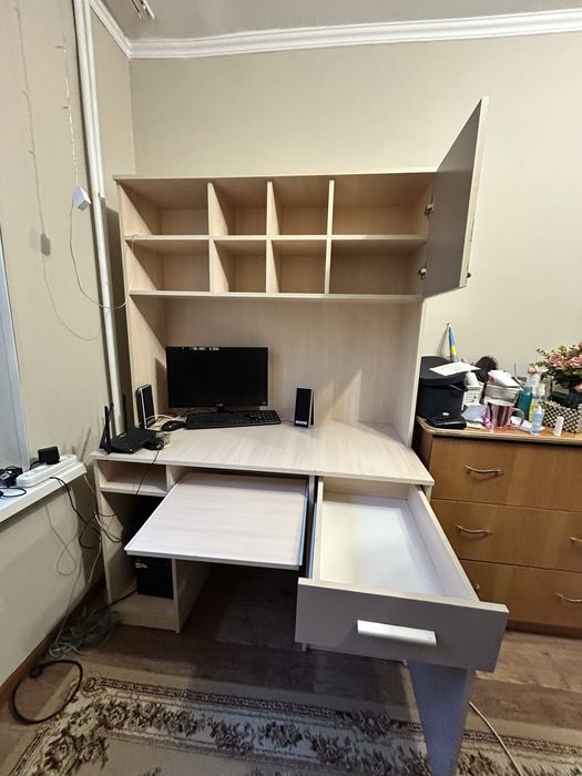 Компьютерный рабочий стол