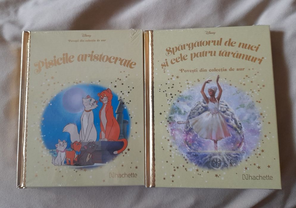 Cărți de povești pentru copii din colecția Disney