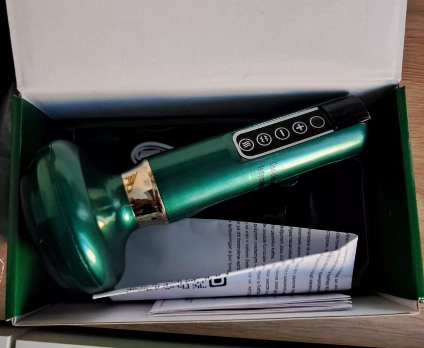 Vând aparat pentru masaj celulita nou