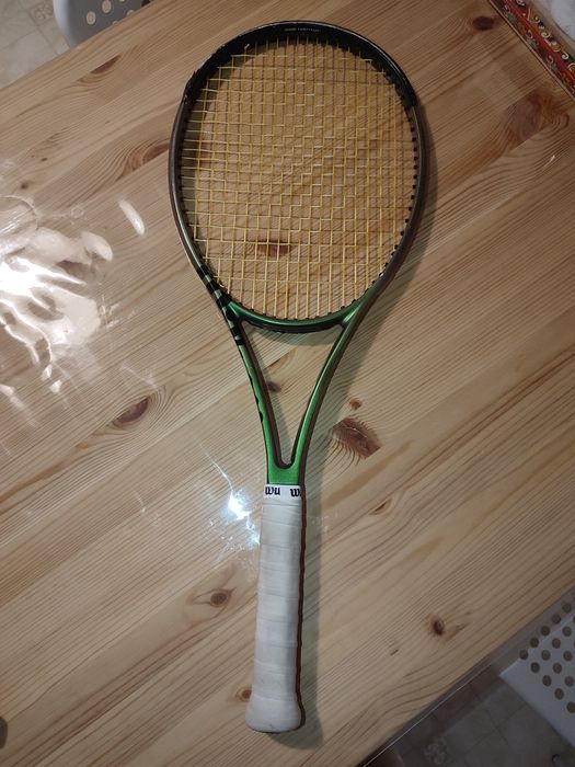 Ракетка для большого тенниса