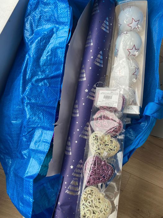 Коледна елха и аксесоари