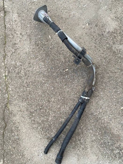 Benzin-shlang b/u.   Nexia 3