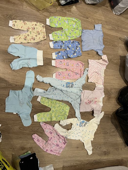 Продам детские вещи от 0 до 9 месяцев