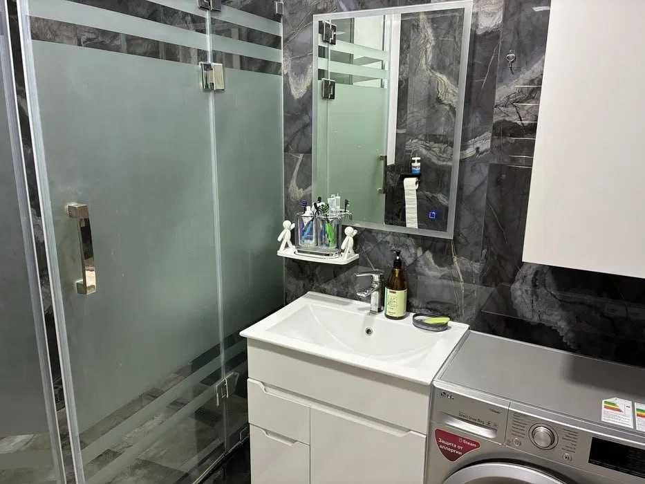 Hilmar 3/12/12 103м2 евро квартира продается: Яккасарай улица Бобура