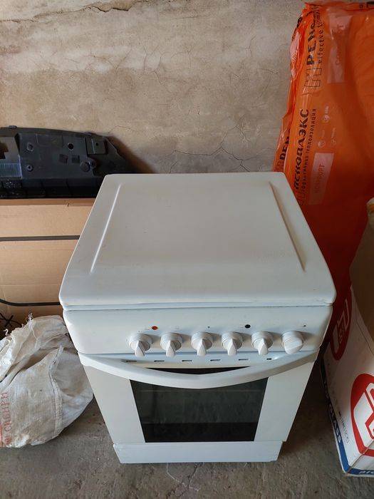 Продам электро  плиту только для вас !!! Indesit