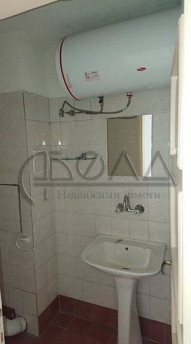 Дава се под наем Офис в София, Хладилника - 200 кв.м за 1000 € - Снимка #6