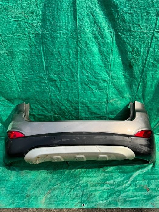 Бампер задний с фонарями Хендай Туксон 2 Tucson II ix35 багажник замок