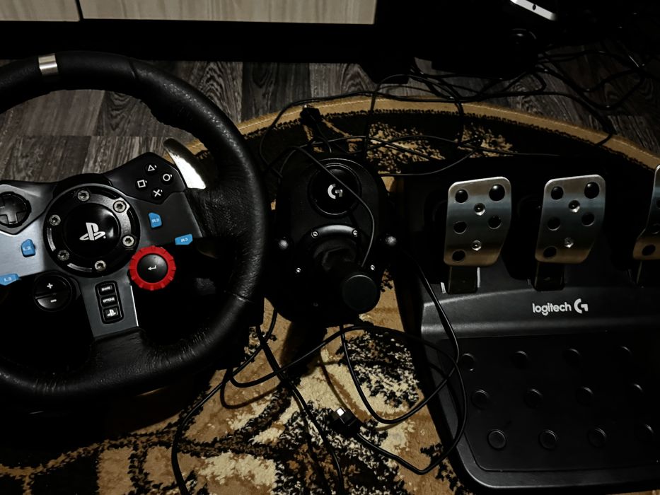 Gaming pc заедно с Монитор 165hz acer+ G29 +shifter