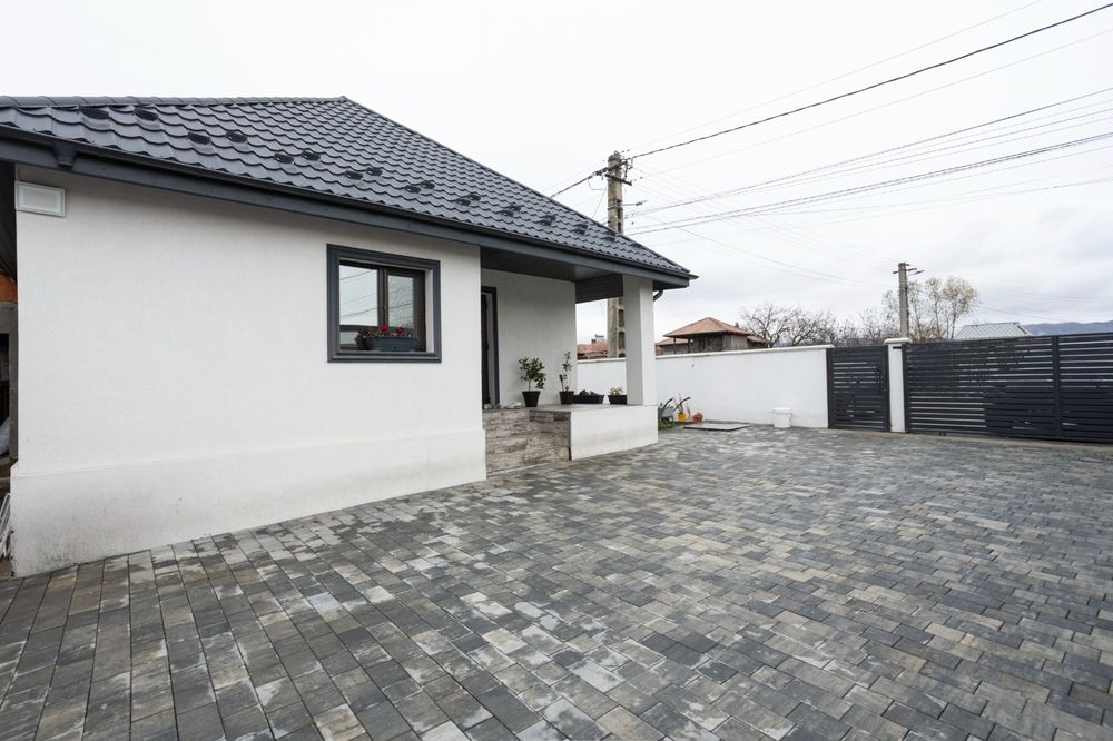 Casa vânzare Maneciu Pamanteni