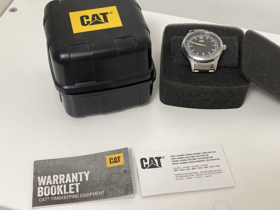 Часы Cat металлические
