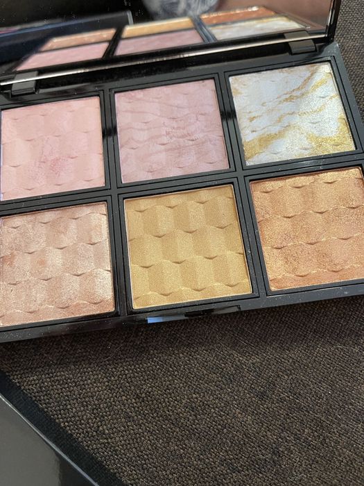 Палитра хайлайт и сенки изкуствени мигли Miss monika