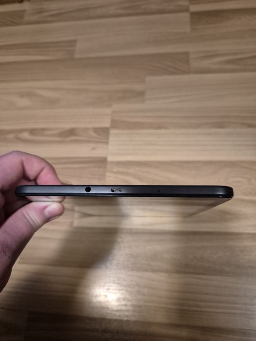 Vând tabletă, Samsung Galaxy Tab A(2021), model: SM-T585, nouă.