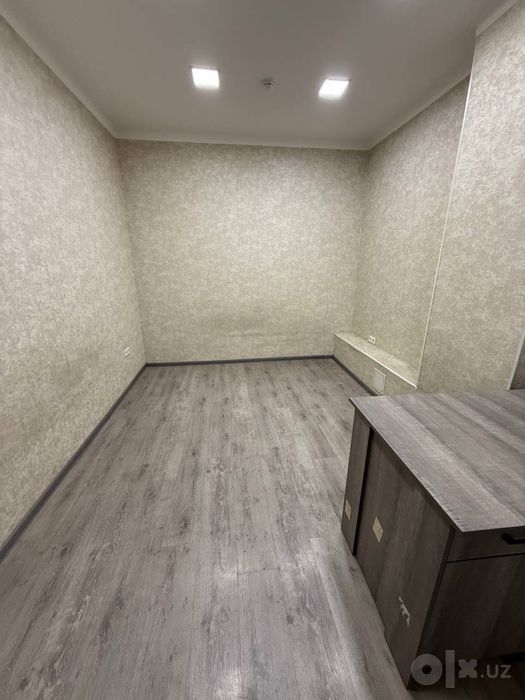 Чиланзар -6 Орентир: Катартал 200 м²  вдоль дороги под офис, клиника