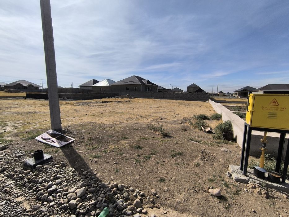 Продам участок  в хорошем Районе