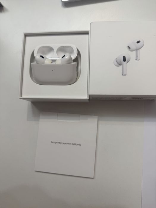CastiAirpods PRO 2 Apple wireless