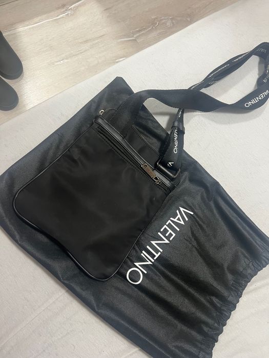 Чанта чантичка valentino