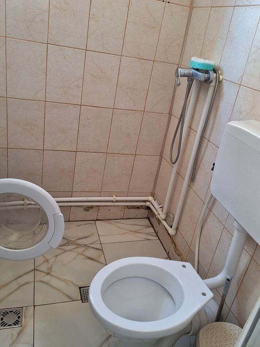 vand.casa din caramida 3.camere.