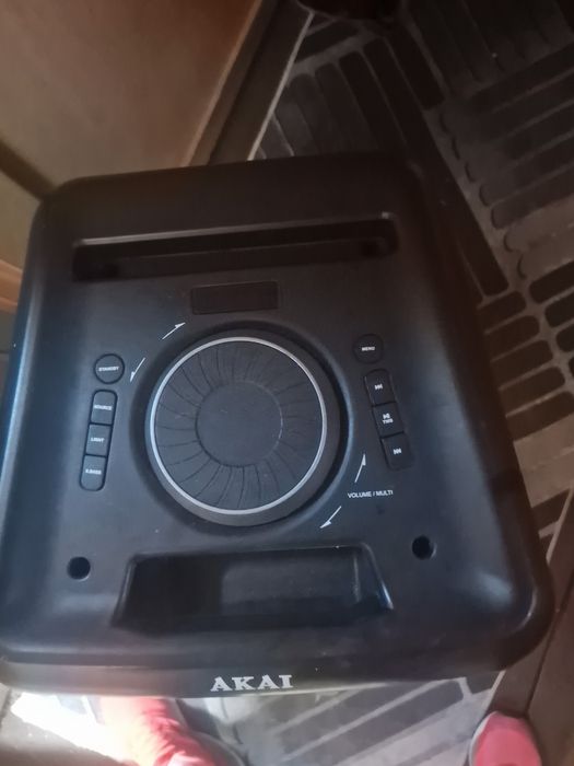 Тонколона AKAI DJ 880