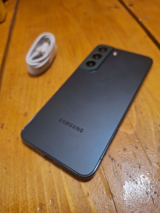 Telefon Samsung s22