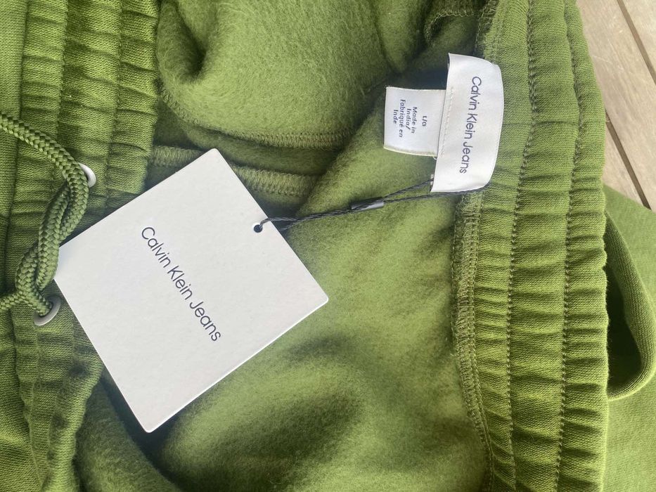 Спортен панталон анцунг на марката calvin klein оригинални