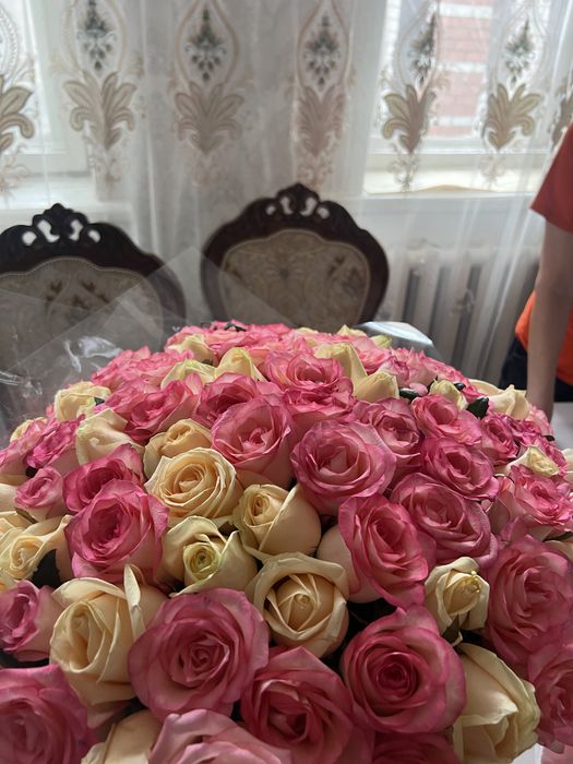 Срочно продам букет 101 розу