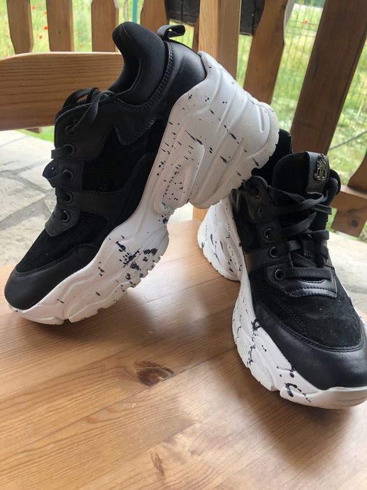 Дамски обувки