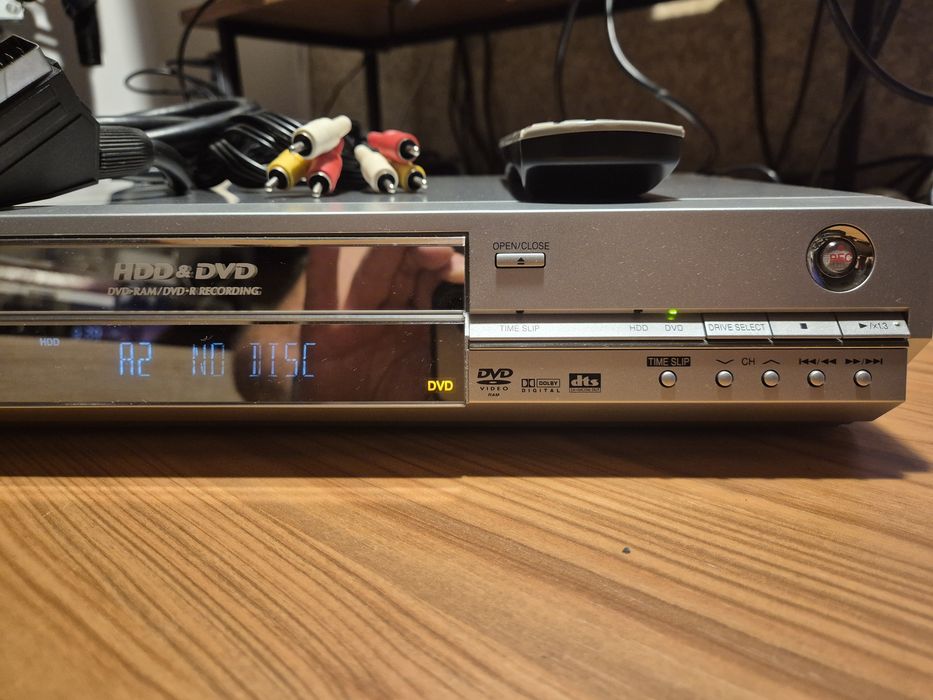 DVD Recorder Panasonic DMR E85H