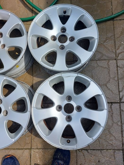 4ри бр алуминиеви джанти 4×108; 15цола; ет 27 от Пежо и Ситроен