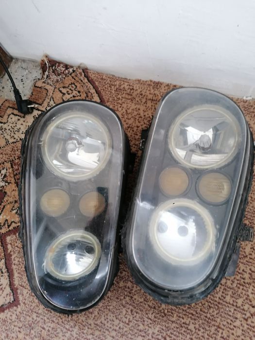 Фарове голф4. Туниг цена 50.Евро.2бр.