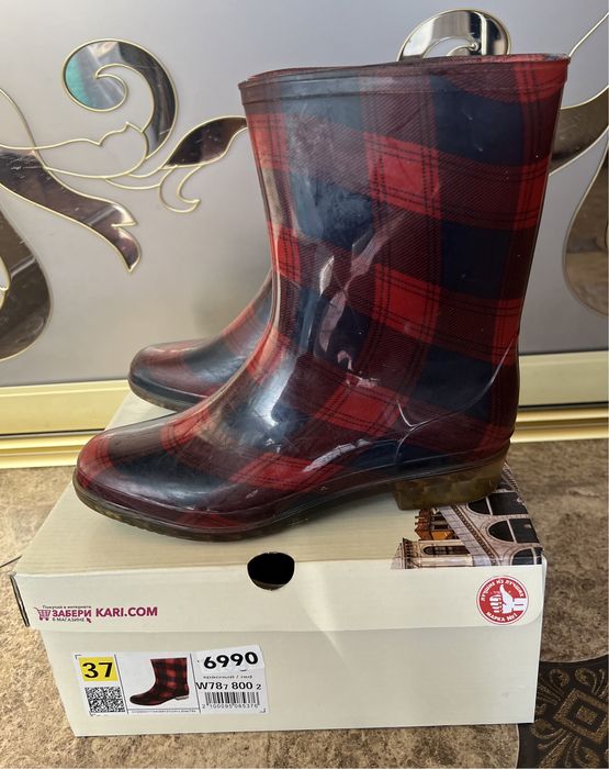 Резиновые сапоги