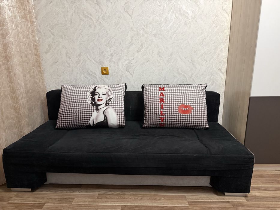 Продам бу диван угловой и раскладной диван.