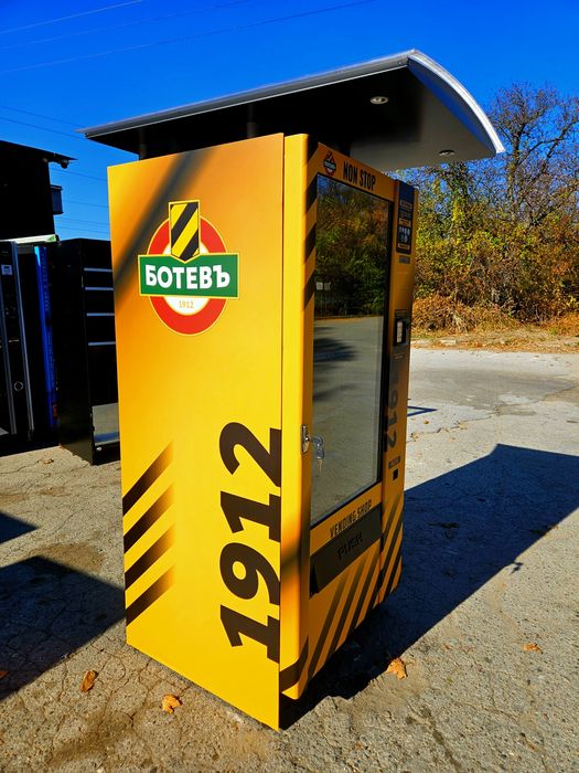 Вендинг машина за кафе / вендинг машина за храни и напитки