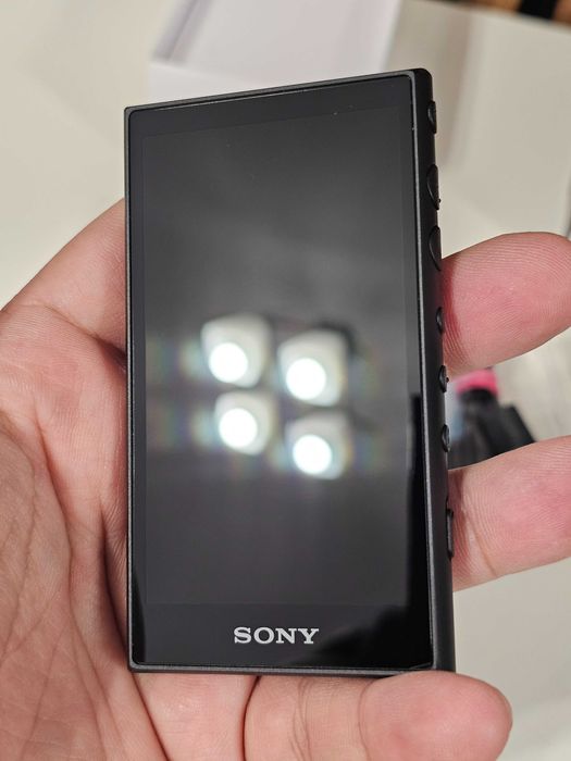 Sony Walkman NW A105 16GB LDac Hi Res Audio NFC Bluetooth WiFi