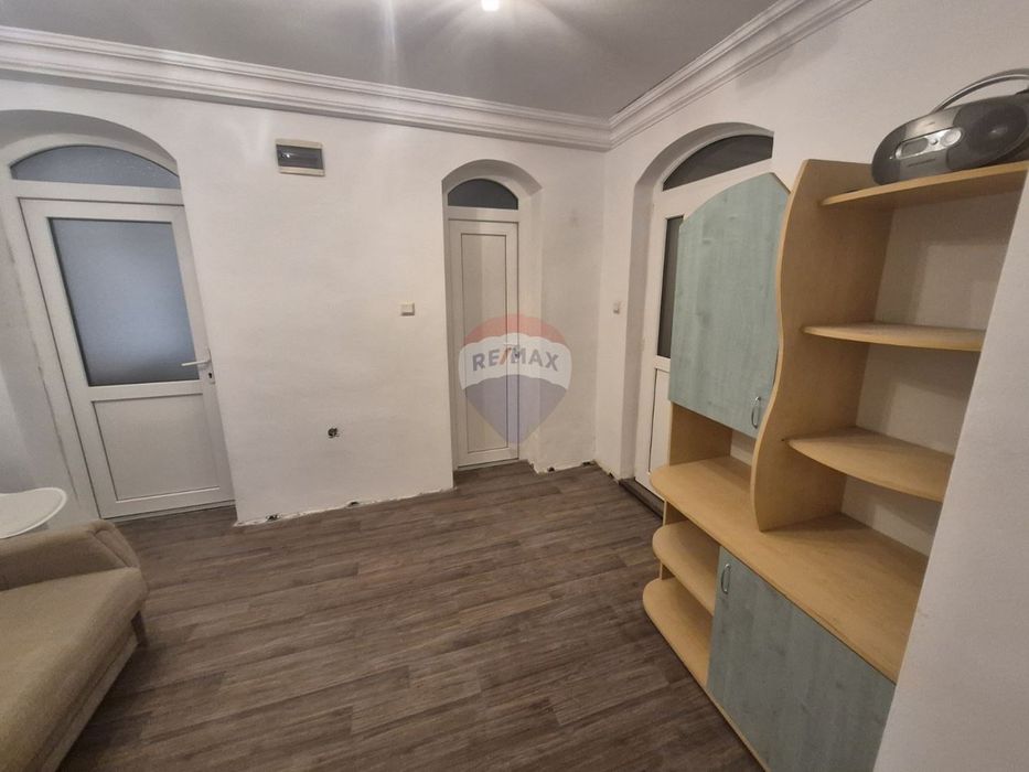 Дава се под наем Двустаен апартамент в Варна, Център - 32 кв.м за 400 € - Снимка #9