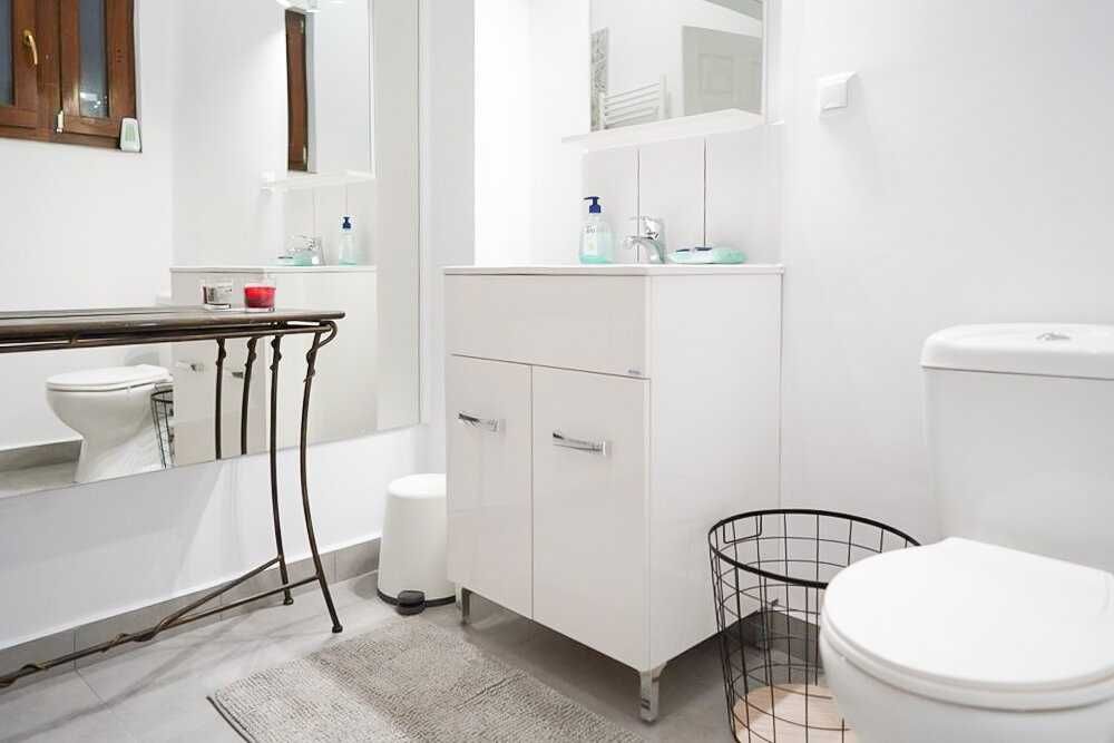 Proprietar, inchiriez apartament cu 3 camere. Ultracentral și Pet friendly!