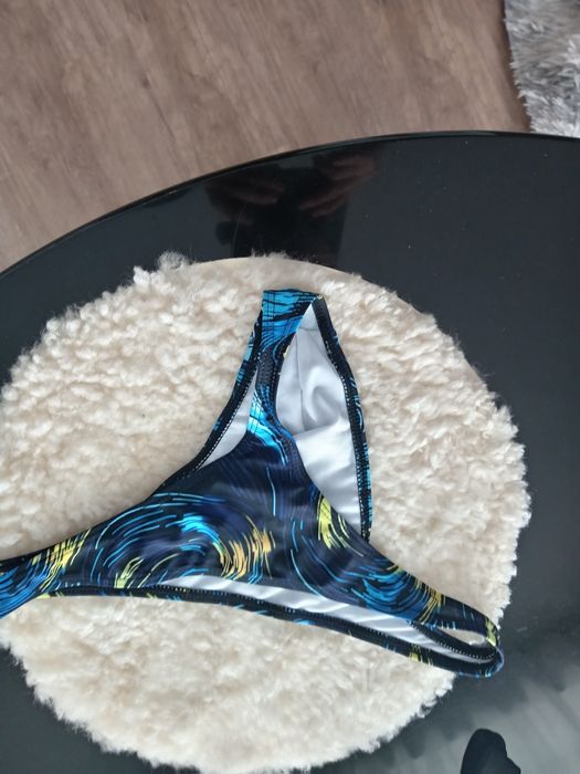 Vând slipi de plaja tanga pt bărbați