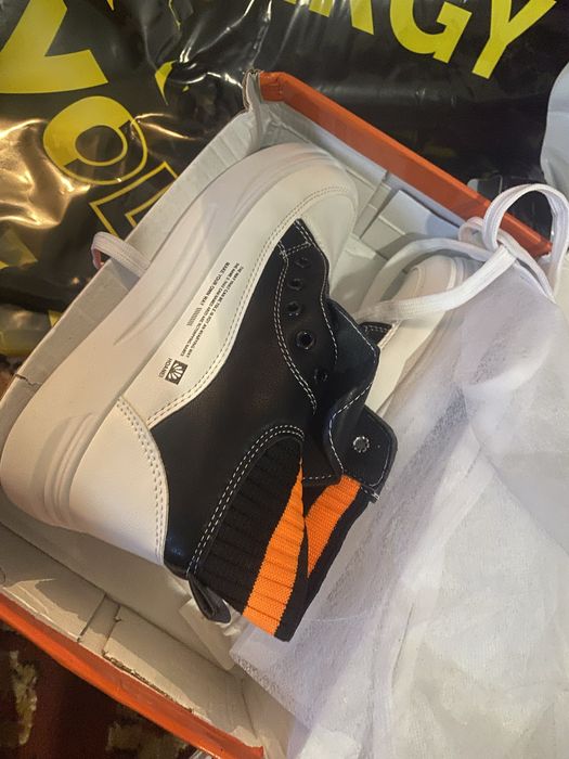 Кроссы размер 36.37