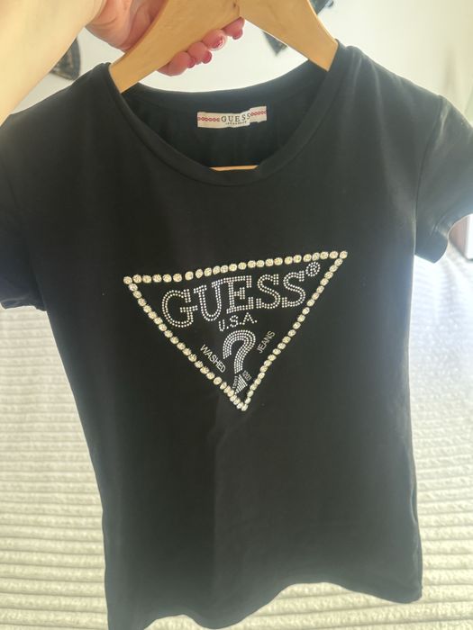 Guess - Дамска, черна тениска с камъни, размер С