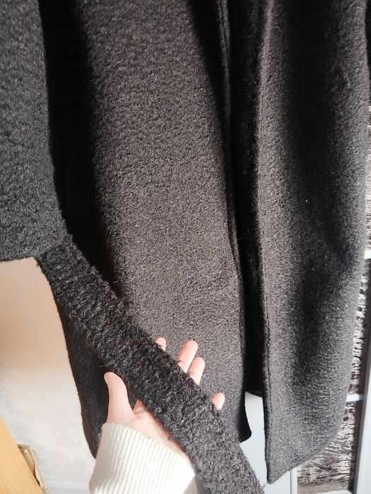 Продаю пальто демисезонное