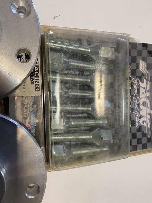 Distantieri 4x114.3 Honda 64.1mm + prezoane lungi 12x1.5