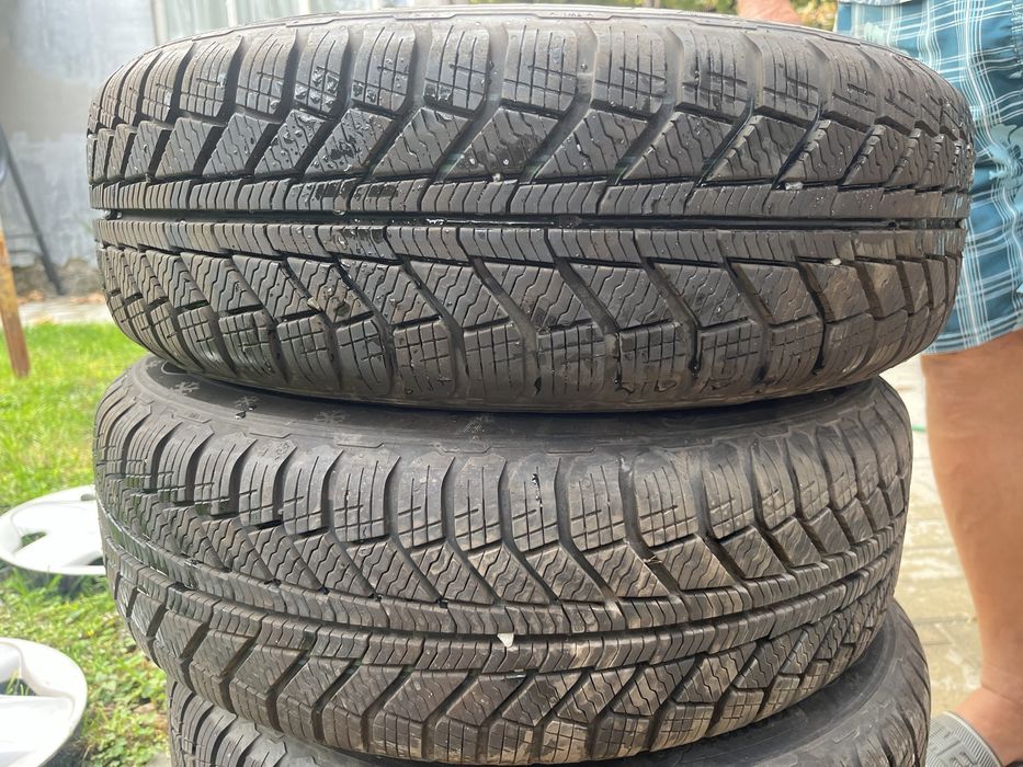 Зимни гуми с метални джанти