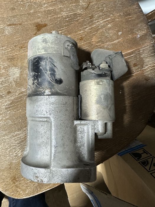 Стартер Nissan Serena