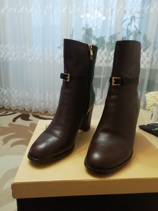 Полусапожки женские