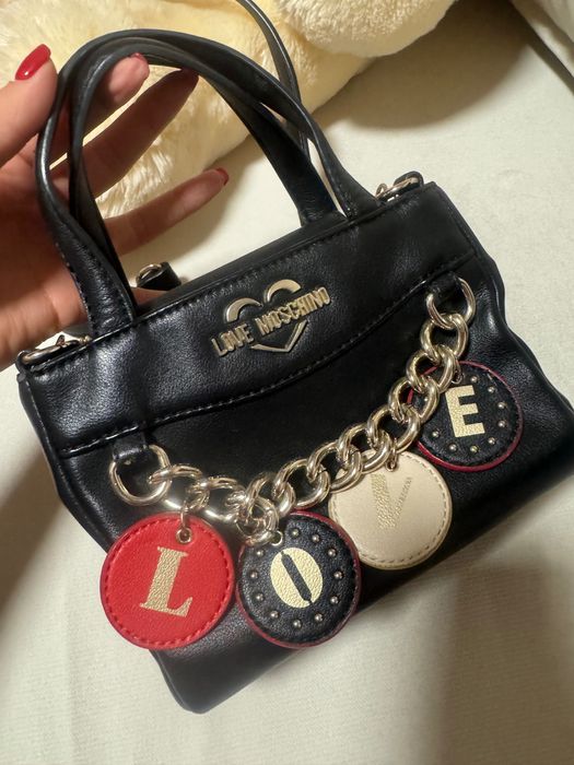 Оригинална чанта Love Moschino